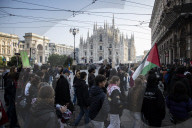 Milano, manifestazione studentesca No Meloni Day