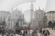 Torino, manifestazione studentesca No Meloni Day
