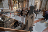 'I'm just here for the selfie': the mirror reflecting Rome’s TikTok visitor boom