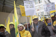 Sit-in L\'agricoltura non deve pagare per tutti organizzato da Coldiretti Piemonte