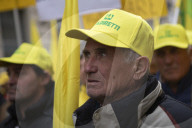 Sit-in L\'agricoltura non deve pagare per tutti organizzato da Coldiretti Piemonte