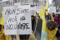 Sit-in L\'agricoltura non deve pagare per tutti organizzato da Coldiretti Piemonte