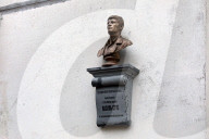 Memorial plaque to Vasyl Stus unveiled in Kyiv
