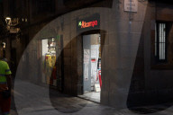 Barcelona - Barcelona wants to curb 24-hour supermarkets.