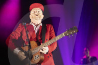 dukas 177841674 dal