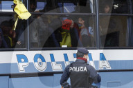 Blitz di Extinction Rebellion davanti al Viminale