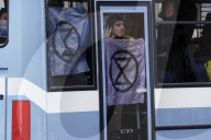 Blitz di Extinction Rebellion davanti al Viminale