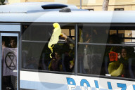 Blitz di Extinction Rebellion davanti al Viminale
