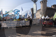 Manifestazione Forze dell'Ordine e Militari per denunciare le Continue aggressioni subite durante le manifestazioni di piazza durante il controllo del territorio e all'interno degli istituti di pena presso Torino