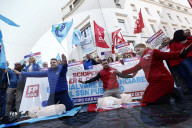 Roma - Flash mob di CGIL e UIL in previsone dello sciopero generale