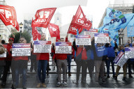 Roma - Flash mob di CGIL e UIL in previsone dello sciopero generale