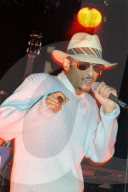 Maungu en concert et Portrait
