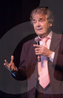 Pierre Perret