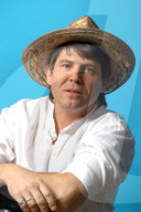 Robert Santiago
