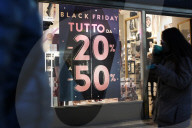 Si avvicina il Black Friday, il giorno degli sconti prima delle vacanze natalizie.