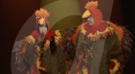Cher gobbles up Thanksgiving turkey role