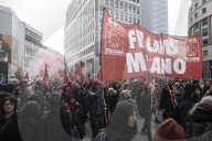 Milano, Concentramento del corteo di Cgil e Uil in occasione dello sciopero generale