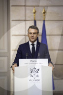 Le président de la République, Emmanuel Macron reçoit son homologue le président de la République fédérale du Nigéria, Bola Tinubu au Palais présidentiel de l'Elysée à Paris