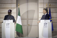 Le président de la République, Emmanuel Macron reçoit son homologue le président de la République fédérale du Nigéria, Bola Tinubu au Palais présidentiel de l'Elysée à Paris