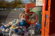 L'Arbo&#xe7;_Barcelona_Health emergency due to the accumulation of garbage