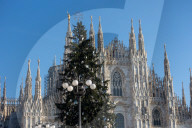 Milano - Albero di Natale in PIazza del Duomo