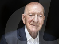 Former Volvo CEO, Pehr Gyllenhammar dead at 89