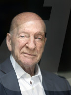Former Volvo CEO, Pehr Gyllenhammar dead at 89