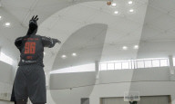 Un robot joueur de basket-ball est entré dans le livre des records en lançant un panier à 22,55 mètres de distance