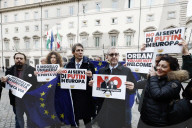 Roma - Flash Mob di +Europa contro la visita di Orban