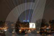 Préparatifs et essais lumière pour la cérémonie de réouverture de la Cathédrale Notre-Dame de Paris