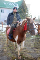 Hutsul ponies help with rehabilitation of Ukrainian military