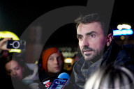 Grégory Doucet, maire de Lyon, inaugure la Fête des Lumières dans sa ville
