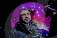 Grégory Doucet, maire de Lyon, inaugure la Fête des Lumières dans sa ville