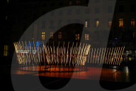 Grégory Doucet, maire de Lyon, inaugure la Fête des Lumières dans sa ville