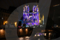 illustrations de la Cathédrale Notre-Dame de Paris lors des préparations pour la cérémonie de réouverture