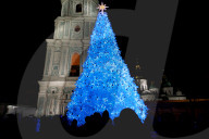 Ukraine’s main Christmas tree lit up in Kyiv