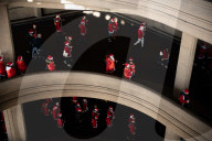 Raduno dei Babbi Natale 2024 a Torino