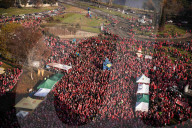 Raduno dei Babbi Natale 2024 a Torino