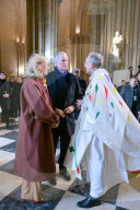 Messe de consécration du mobilier liturgique de la cathédrale Notre-Dame de Paris, en présence de personnalités, à l'occasion de sa réouverture après un incendie ravageur