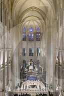 Messe de consécration du mobilier liturgique de la cathédrale Notre-Dame de Paris, en présence de personnalités, à l'occasion de sa réouverture après un incendie ravageur