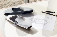 Model Rolls-Royce self-assembly sculpture