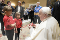 Papa Francesco riceve la Delegazione della Onlus Resq People Saving People