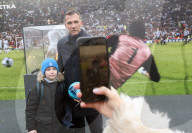 Andriy Shevchenko brings Ballon d’Or to Ukraine
