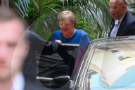 Angela Merkel arriva alla Libreria Rizzoli per il  firmacopie del suo nuovo Libro  