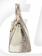 Un sac Birkin Himalaya vendu pour un quart de million de dollars