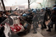 Torino: corteo studenti per Palestina e scuola