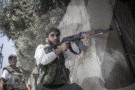 Battle for control of Aleppo continues