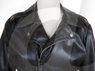 La veste Grease d'Olivia Newton-John vendue pour près d'un demi-million de dollars