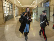 Madalina Ghenea in tribunale a Milano per l\'udienza preliminare nei riguardi di una stalker
