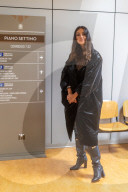 Madalina Ghenea in tribunale a Milano per l\'udienza preliminare nei riguardi di una stalker